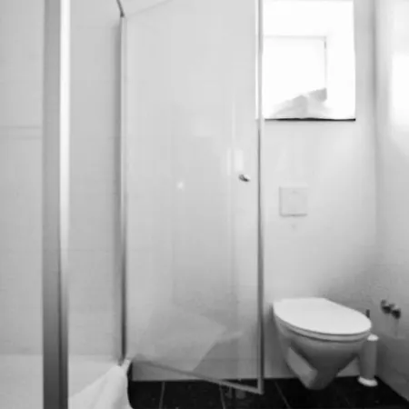 1 Bedroom Gorgeous In *