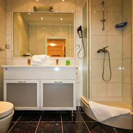 1 Bedroom Gorgeous In *